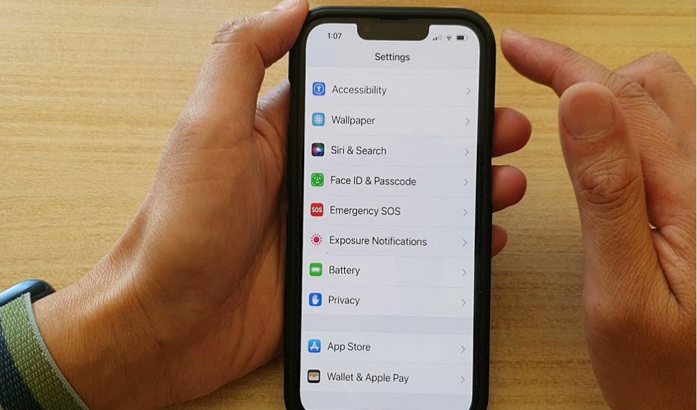 cara mengaktifkan Siri di iPhone 13 Pro Max 2